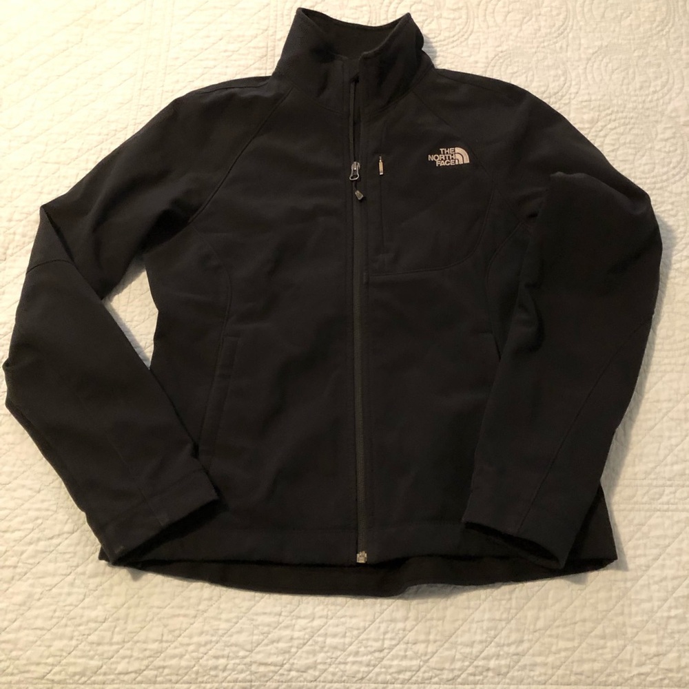 North Face Apex Barrier jacket. Size medium.